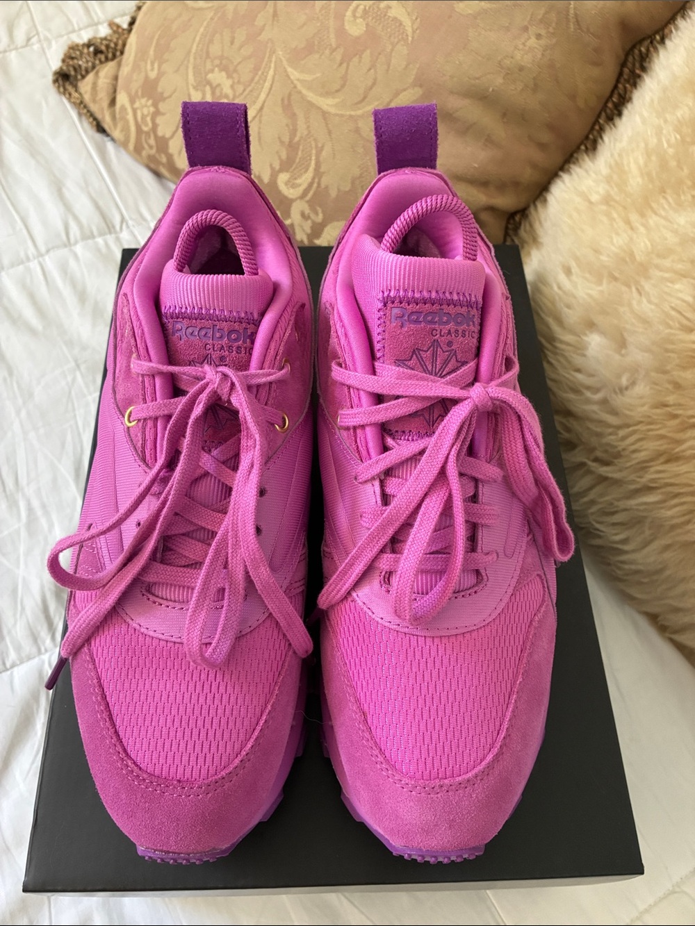 Reebok Women's Classic Leather Cardi V2